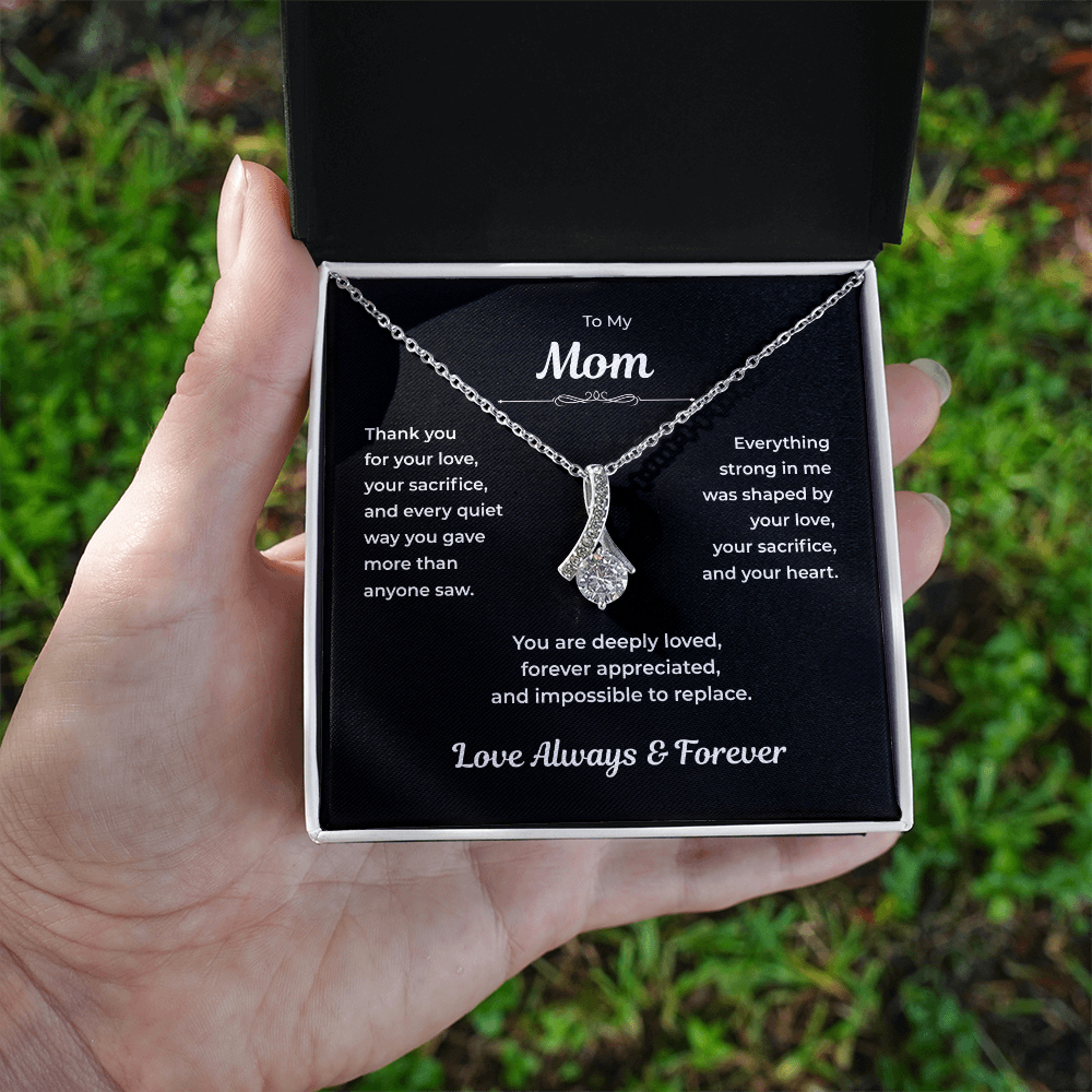 To My Mom Alluring Love Neckalce