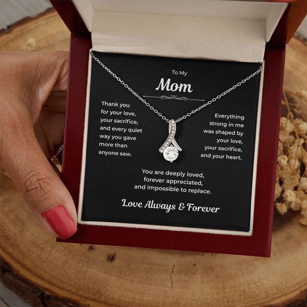 To My Mom Alluring Love Neckalce